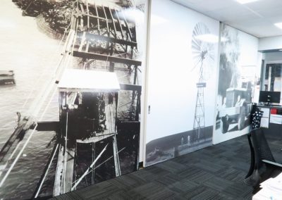Engineers Australia Office_Large sliding doors with local Darwin heritage imagery