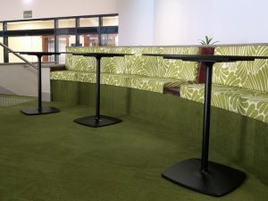 The Avenue Atrium booth seating