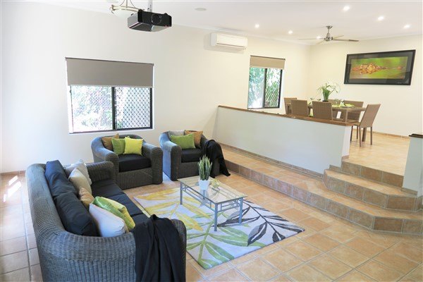 Castlereagh Drive Residence