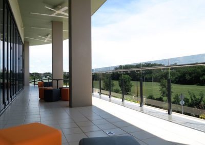 Q Bar_Outdoor Balcony